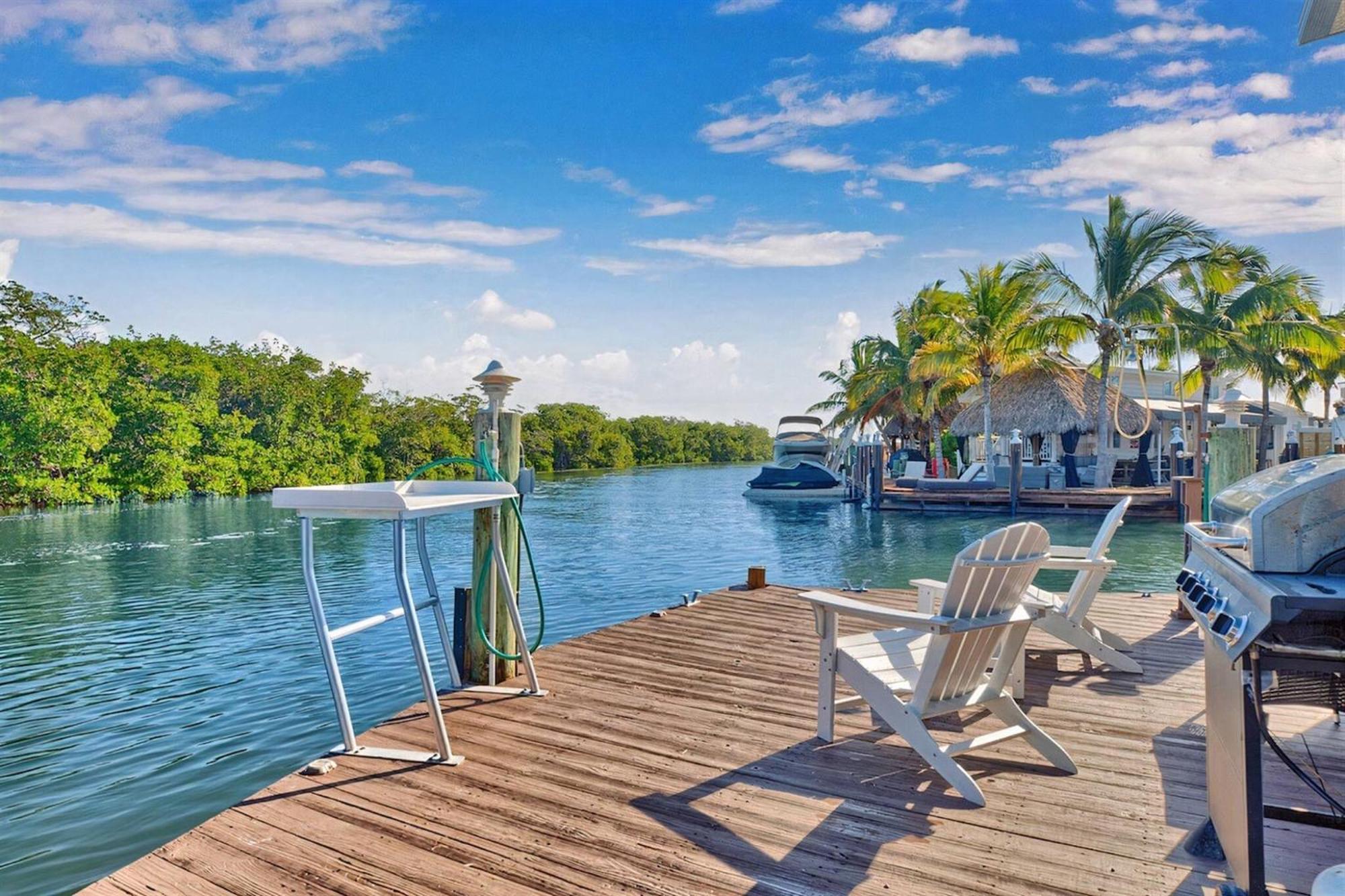 Tiny Home On Waterfront, Bay Views, Deck, Pool Jewfish Стая снимка