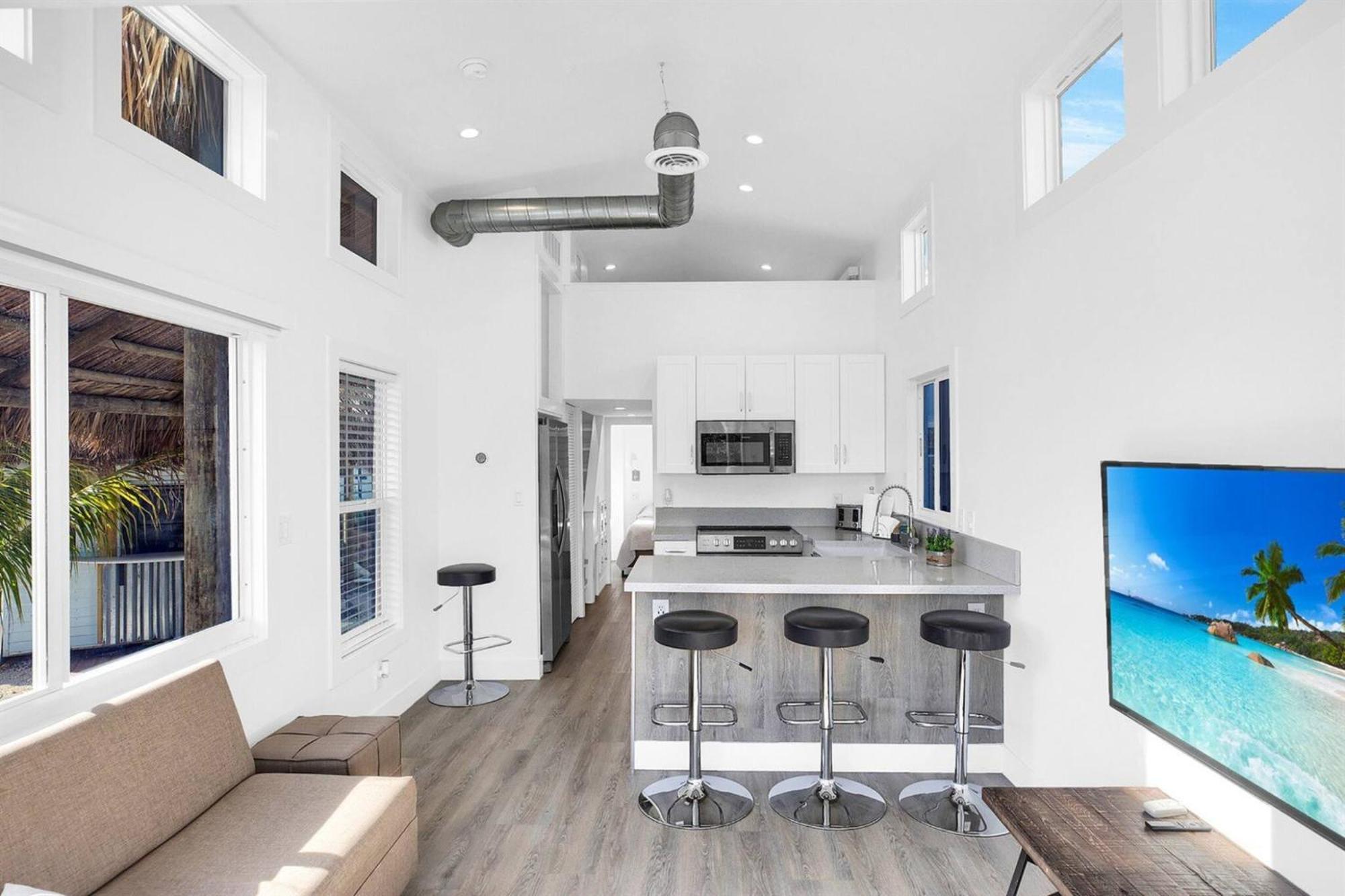Tiny Home On Waterfront, Bay Views, Deck, Pool Jewfish Стая снимка