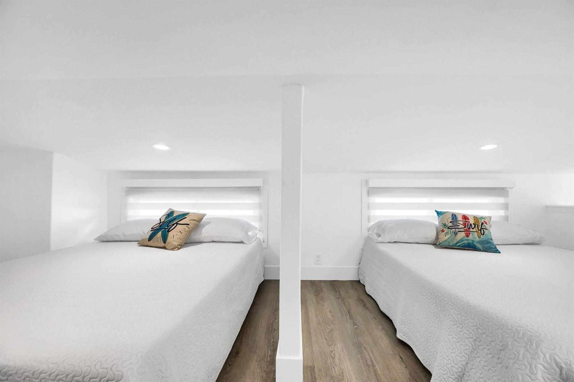 Tiny Home On Waterfront, Bay Views, Deck, Pool Jewfish Стая снимка
