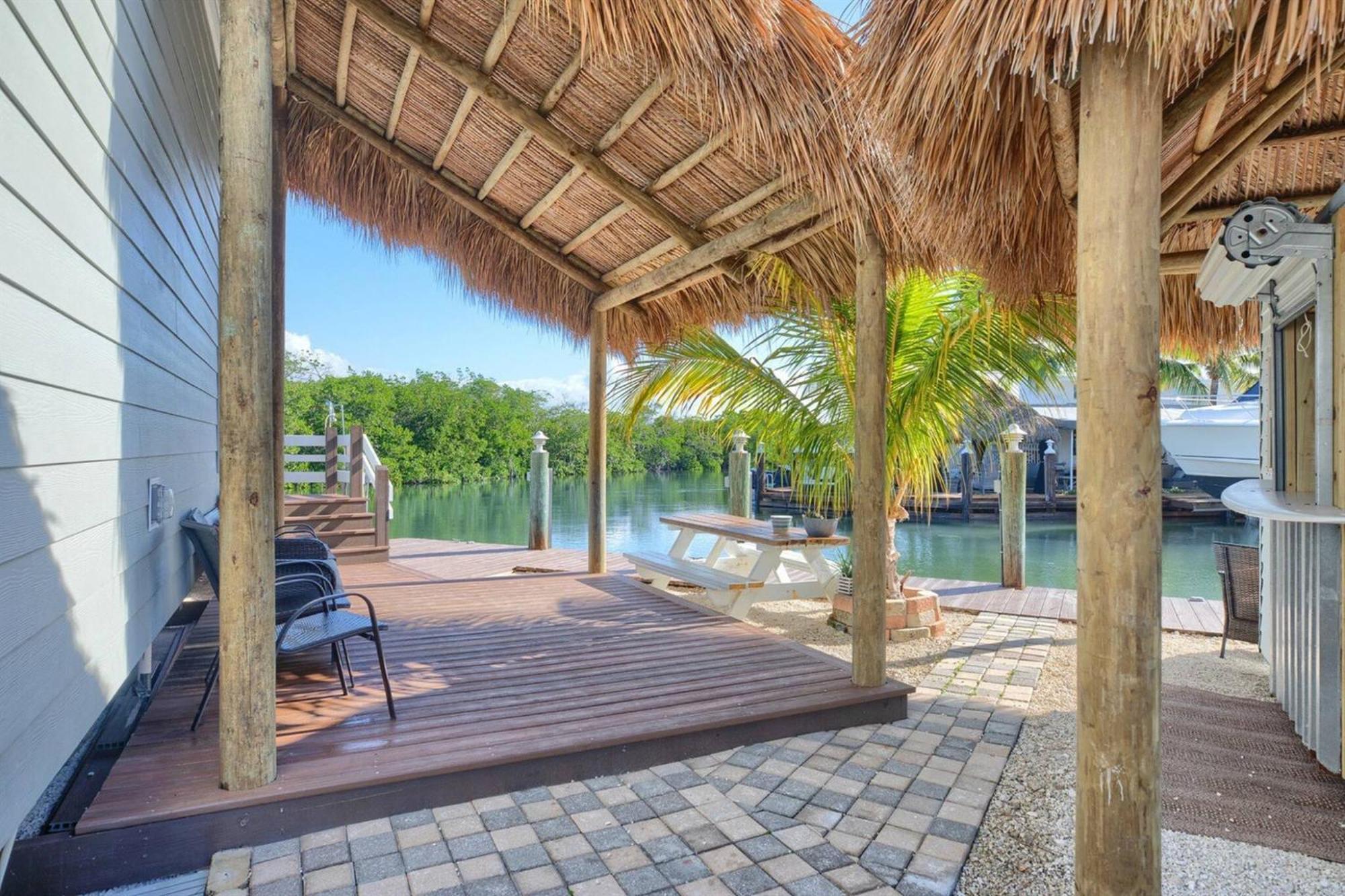 Tiny Home On Waterfront, Bay Views, Deck, Pool Jewfish Стая снимка